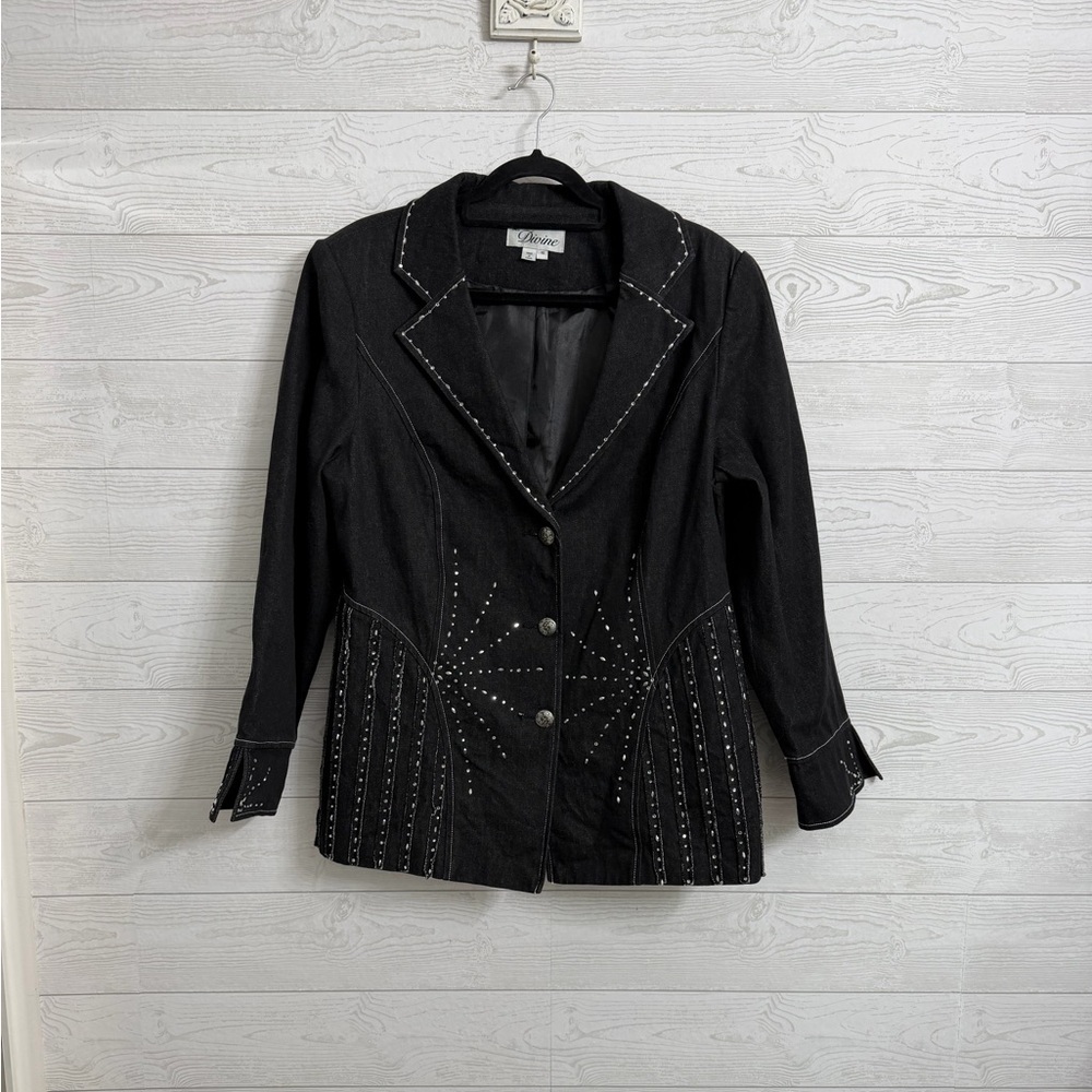 Divine Vintage Women’s Black Denim Rhinestone Blazer. Size XL (16)